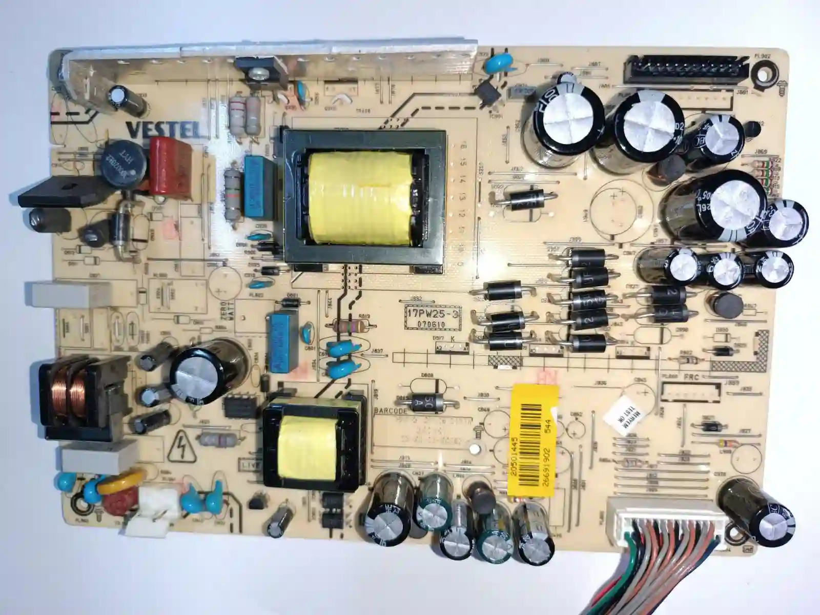 17PW25-3 070610 VESTEL POWERBOARD