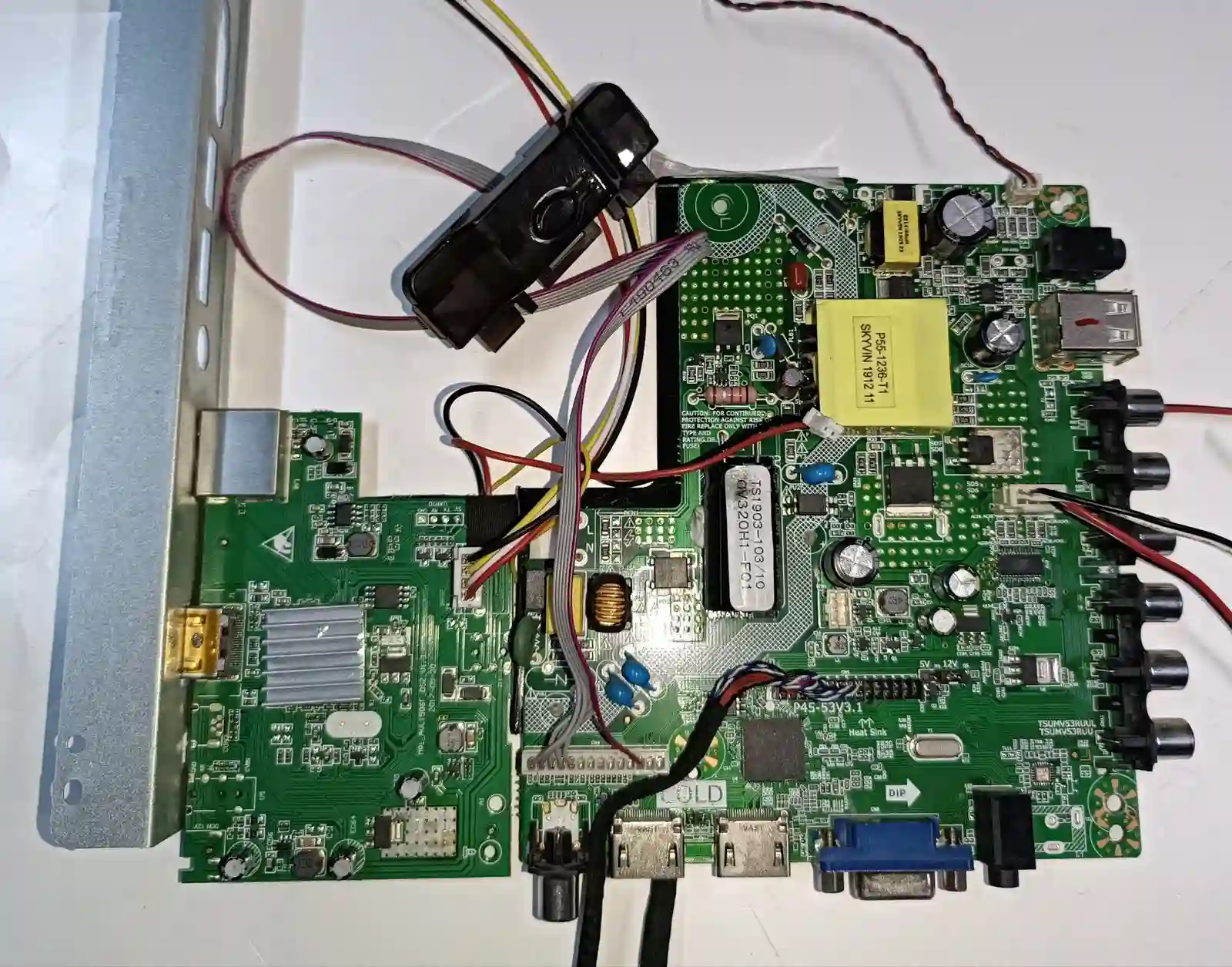 P45-53V3.1 , TSUMV53RUU SKYTECH ANAKART