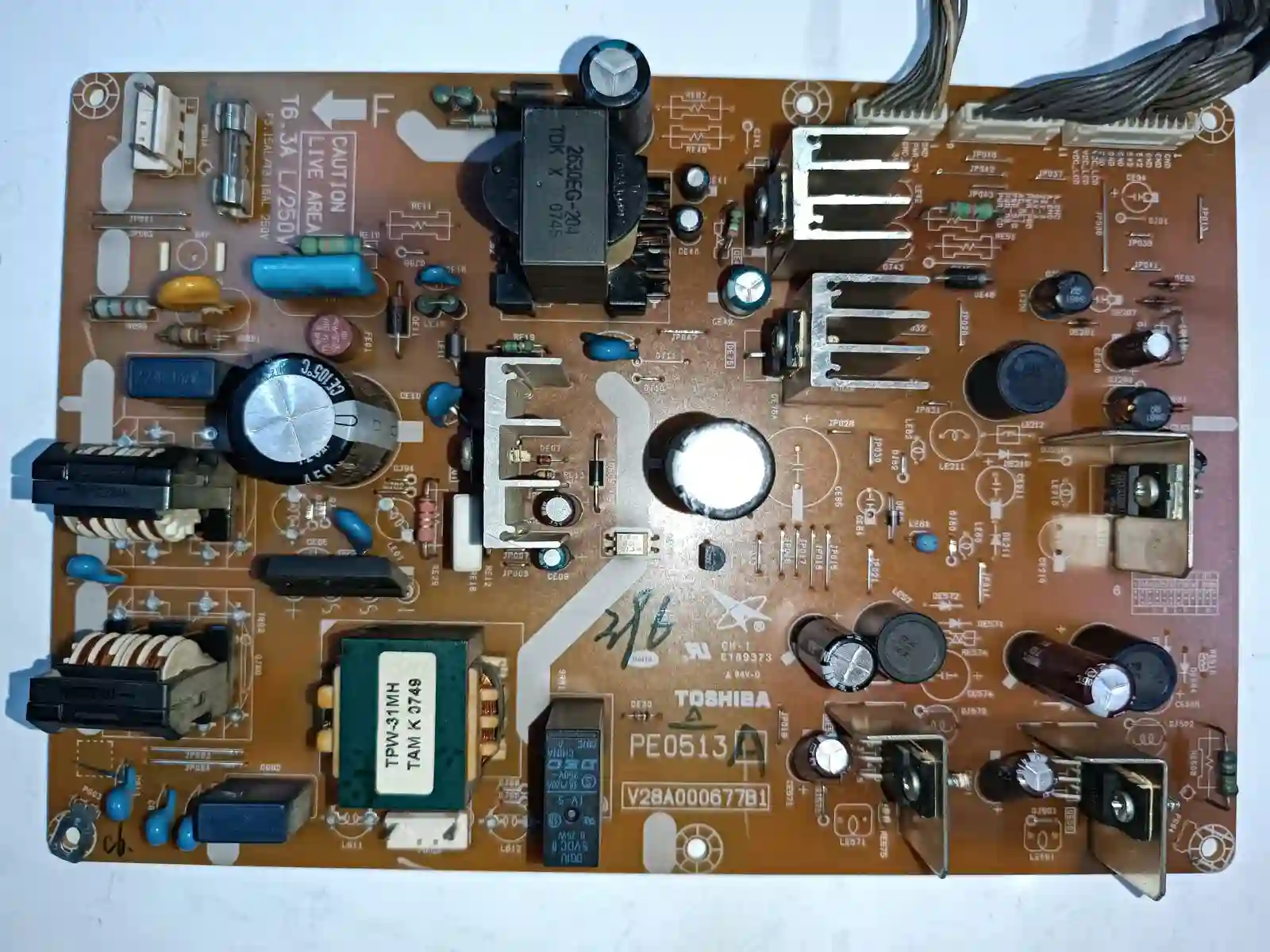 PE0513A , V28A000677B1 TOSHIBA POWERBOARD